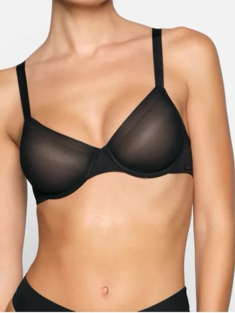 SKIMS NWT No Show Molded Unlined Demi Bra Sheer